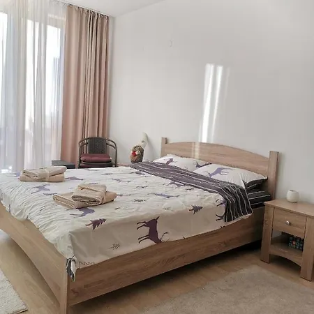 Miro's Family -close To The Woods, Mountain View Apartment *