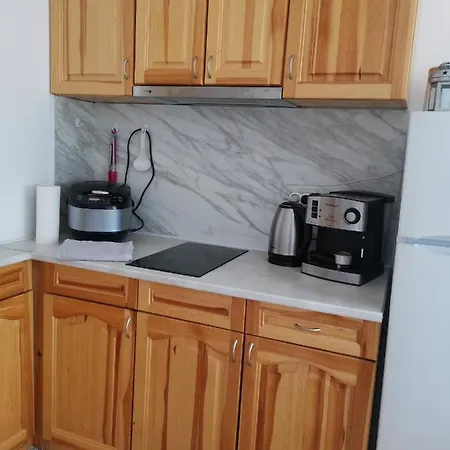 Miro's Family -close To The Woods, Mountain View Apartment